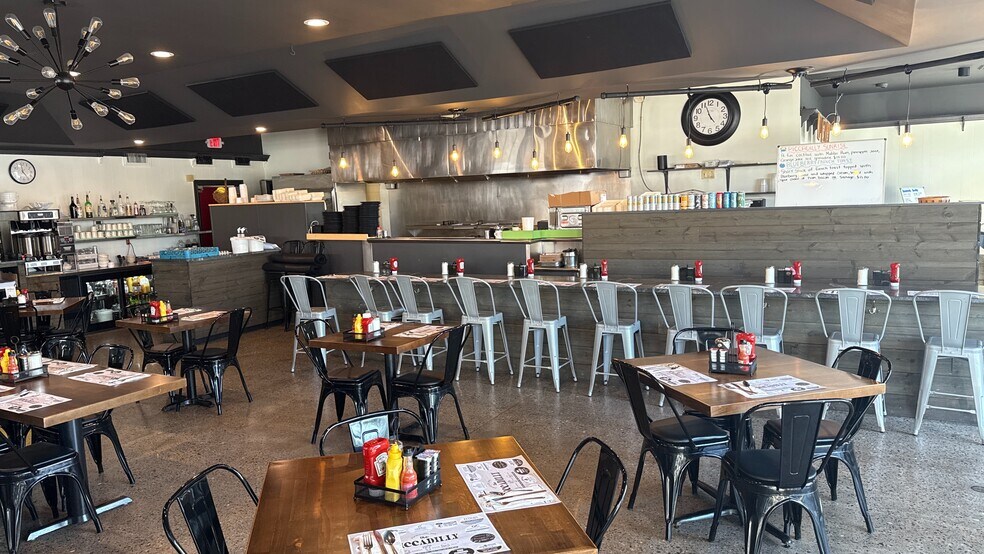 More Photos Of 1105 MA-28 Rt, South Yarmouth Restaurant For Sale