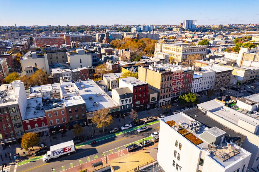 More Photos Of 312 Washington St, Hoboken Storefront For Sale