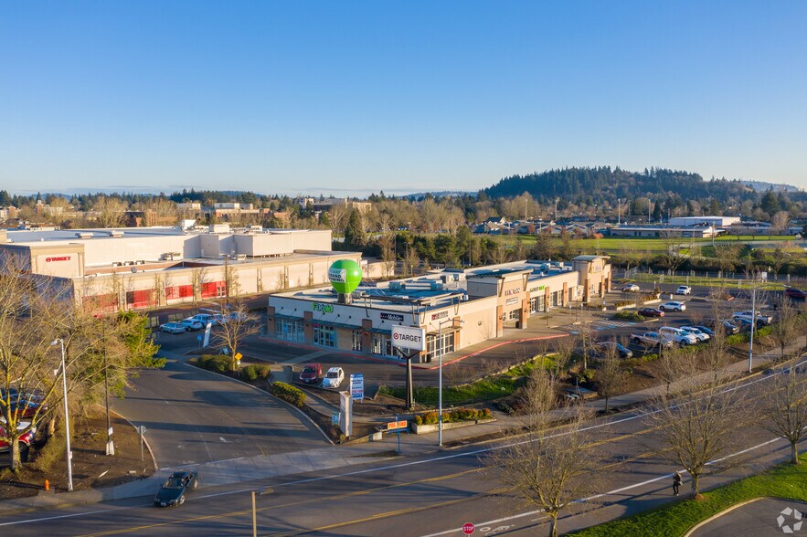 More Photos Of 1010-1058 SE 96th Ave, Portland Unknown For Lease