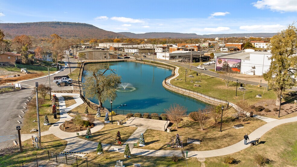 More Photos Of 118 Howard St, Rossville Medical For Sale