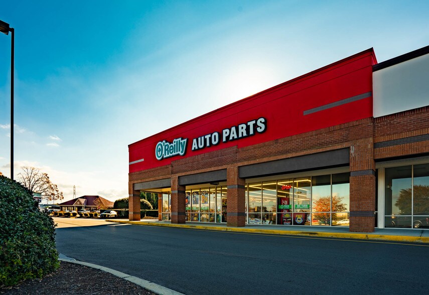 More Photos Of 1740-1764 Woodruff Rd, Greenville Unknown For Lease