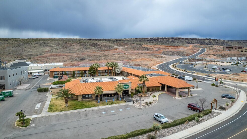 More Photos Of 1450 S Auto Mall Dr, St George Hotel For Sale