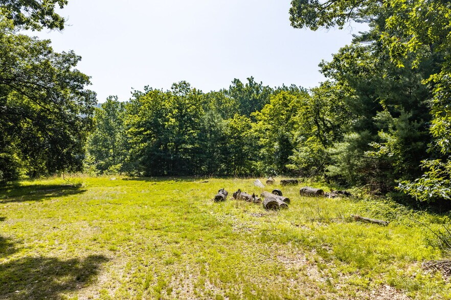 More Photos Of 7 Decker Ln, Port Jervis Apartments For Sale