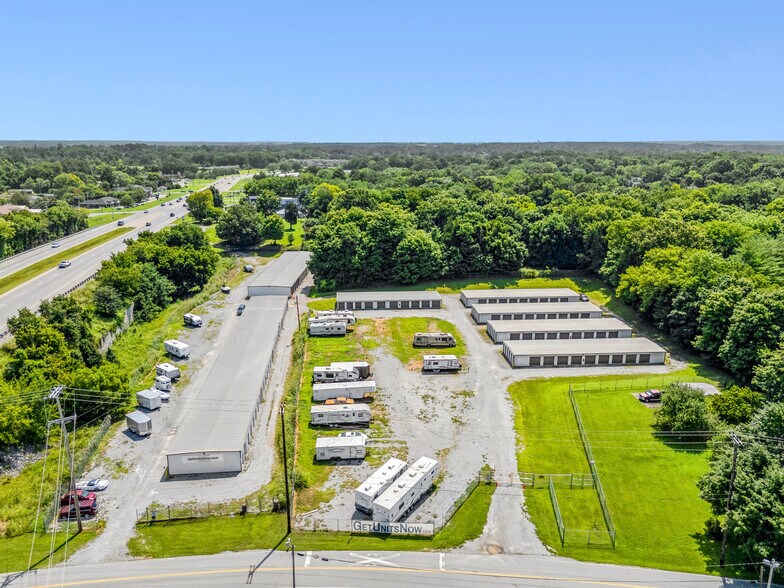 More Photos Of 212 Warfield Blvd, Clarksville Self Storage For Sale