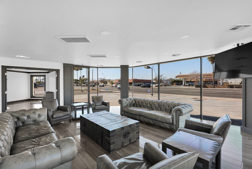 More Photos Of 925 N Scottsdale Rd, Scottsdale Freestanding For Lease