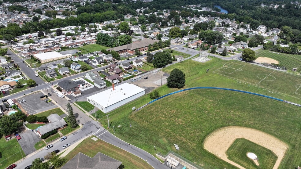 More Photos Of 1350 Balata St, Easton Warehouse For Sale