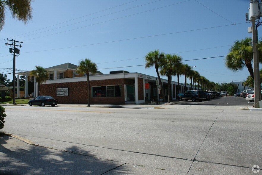 Primary Photo Of 120 E New York Ave, Deland Storefront Retail Office For Lease