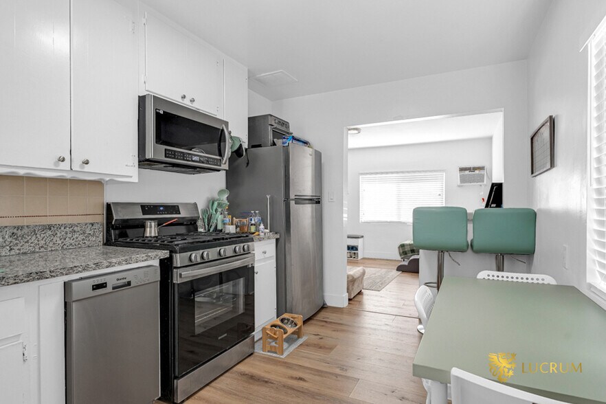 More Photos Of 11311 Burbank Blvd, North Hollywood Apartments For Sale