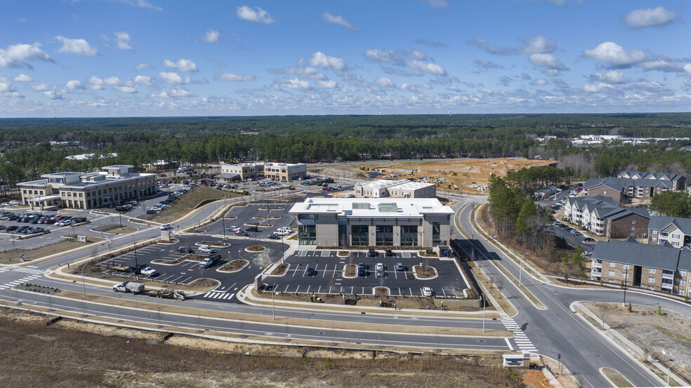 Primary Photo Of 205 Pavilion Way, Southern Pines Medical For Sale