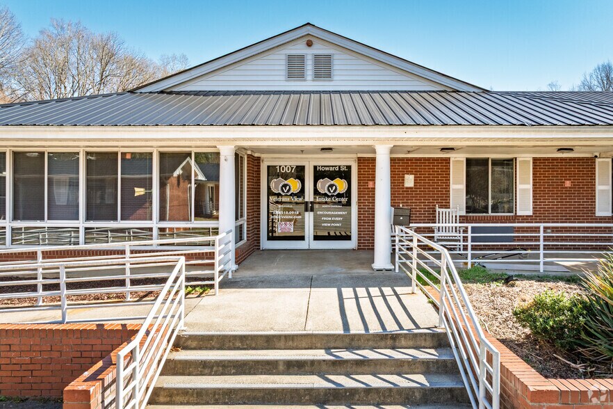 More Photos Of 1007 Howard St, Mocksville Assisted Living For Sale