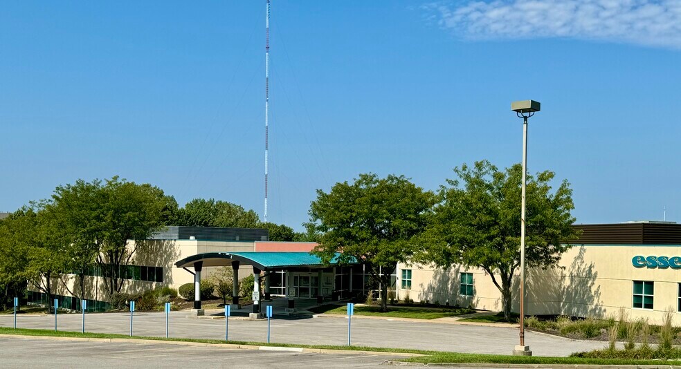 More Photos Of 13303 Tesson Ferry Rd, Saint Louis Medical For Lease