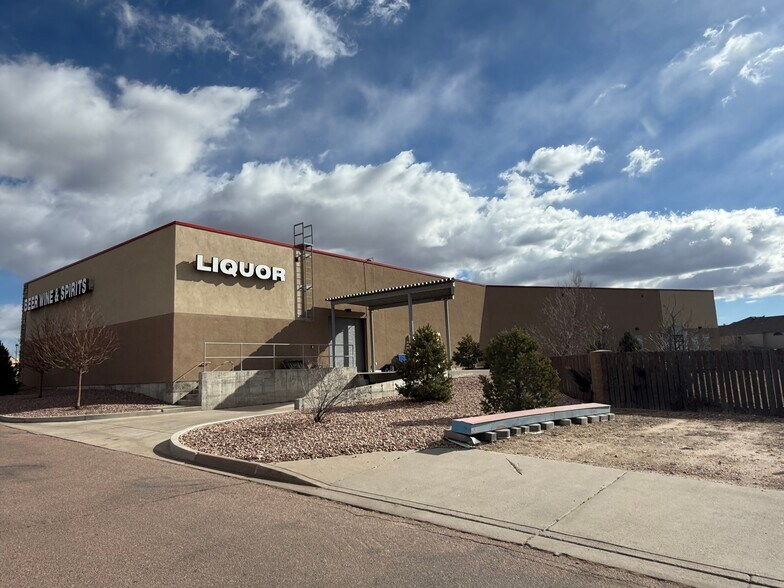 More Photos Of 7344 McLaughlin Rd, Peyton General Retail For Sale