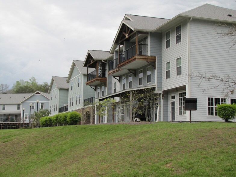 More Photos Of 849 Glades Rd, Gatlinburg Specialty For Sale