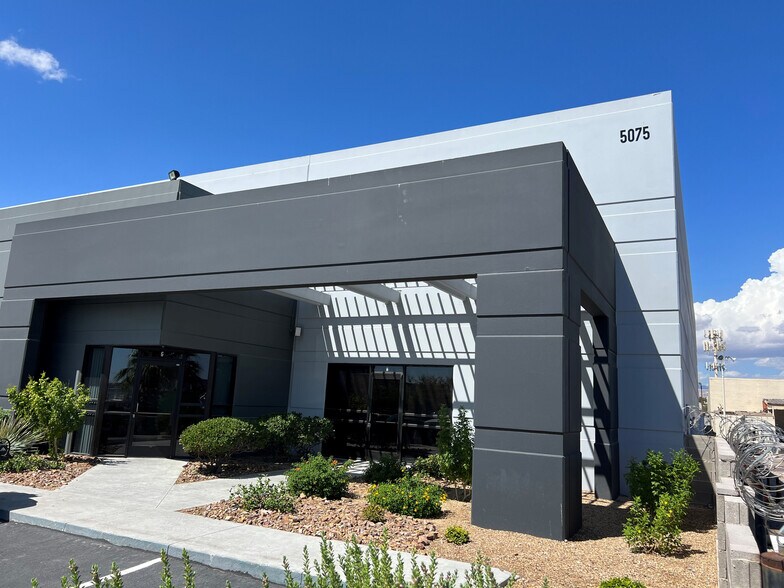 Primary Photo Of 5075 Cameron St, Las Vegas Distribution For Lease