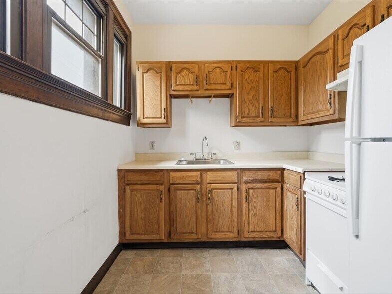 More Photos Of 215 S Braddock Ave, Pittsburgh Apartments For Sale