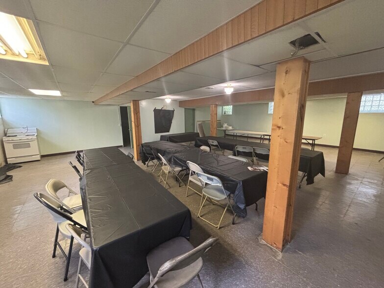 More Photos Of 10510 Sterritt St, Detroit Religious Facility For Sale