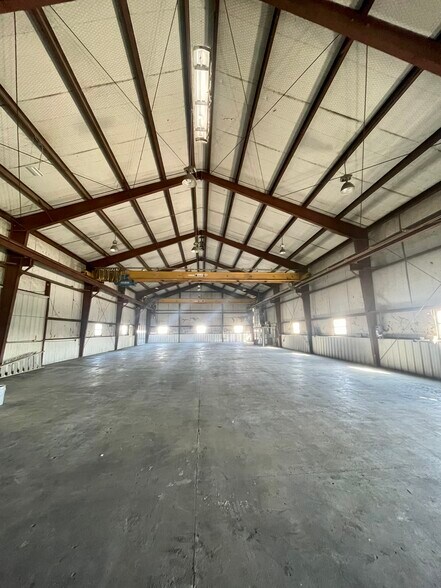 More Photos Of 442 Navigation Blvd, Corpus Christi Warehouse For Lease