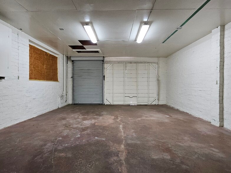 More Photos Of 5939-5941 Clara St, Bell Gardens Manufacturing For Sale