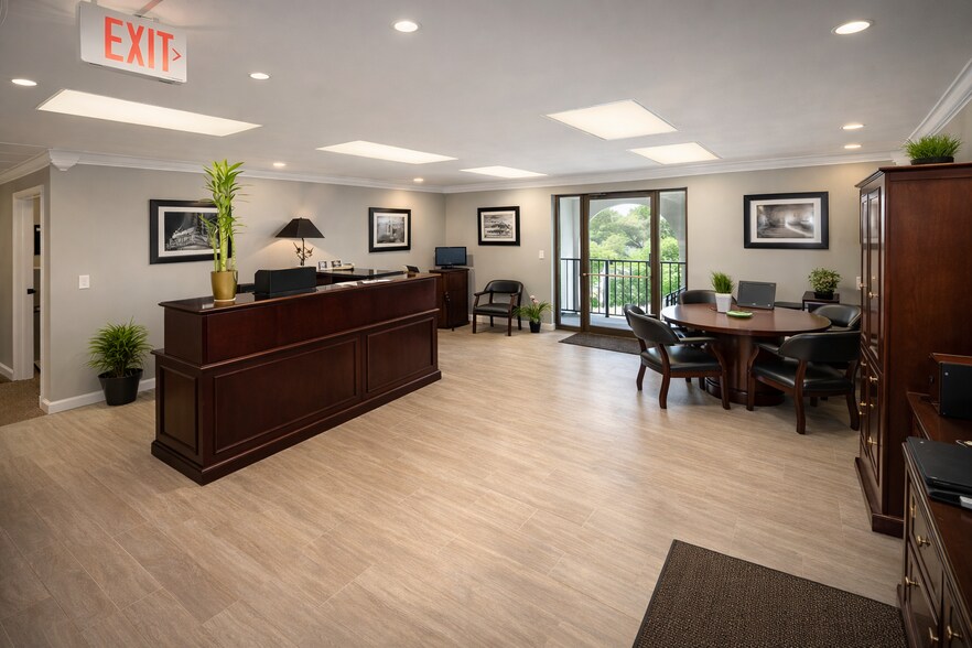 More Photos Of 2542-2556 N Federal Hwy, Fort Lauderdale Medical For Lease