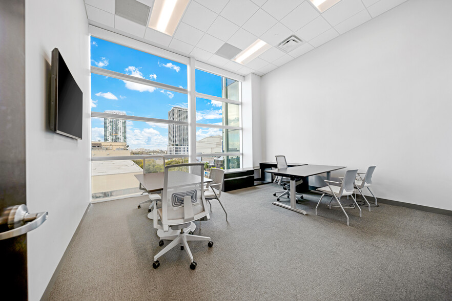 More Photos Of 1501 Biscayne Blvd, Miami Office Residential For Lease