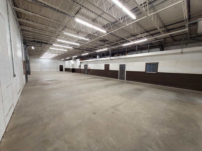 More Photos Of 3790 Lafayette Rd, Indianapolis Storefront For Lease