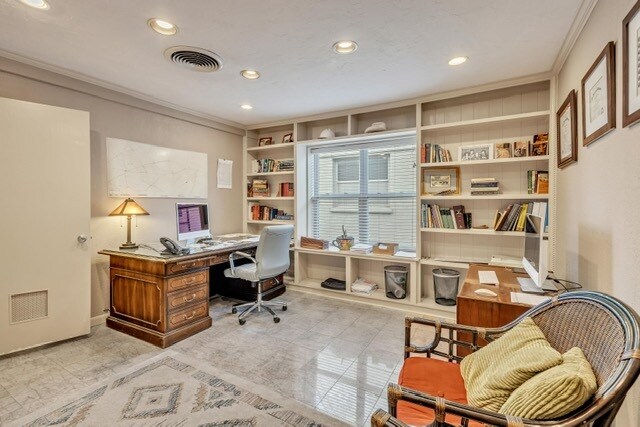 More Photos Of 1224 NW 50th St, Oklahoma City Loft Creative Space For Sale