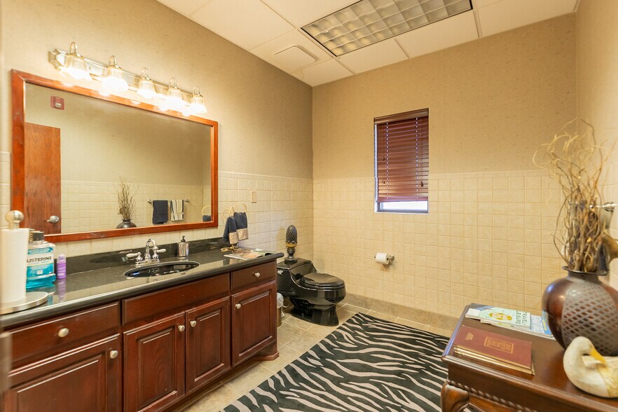 More Photos Of 4803 S Perkins Rd, Stillwater Specialty For Sale