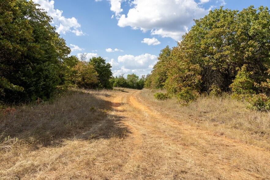 More Photos Of East Highway 66, Wellston Land For Sale
