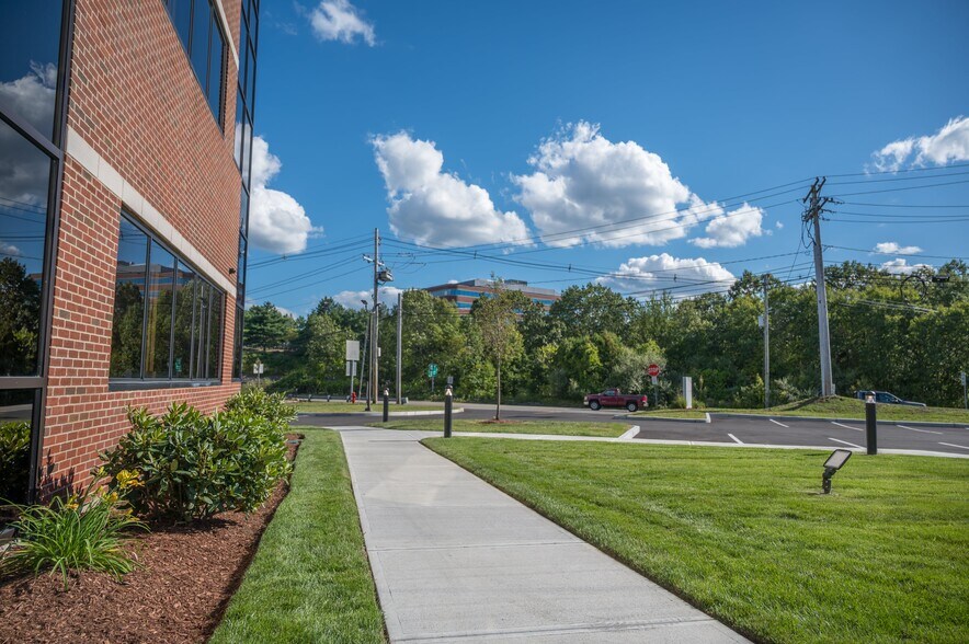 More Photos Of 11 Pleasant Street Connector, Framingham Medical For Lease