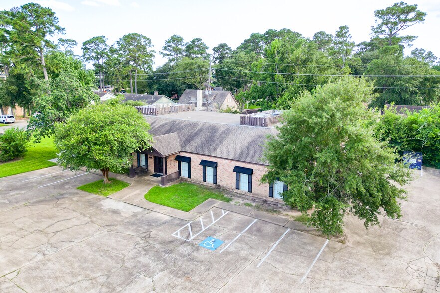 More Photos Of 14721 Pebble Bend Dr, Houston Medical For Lease