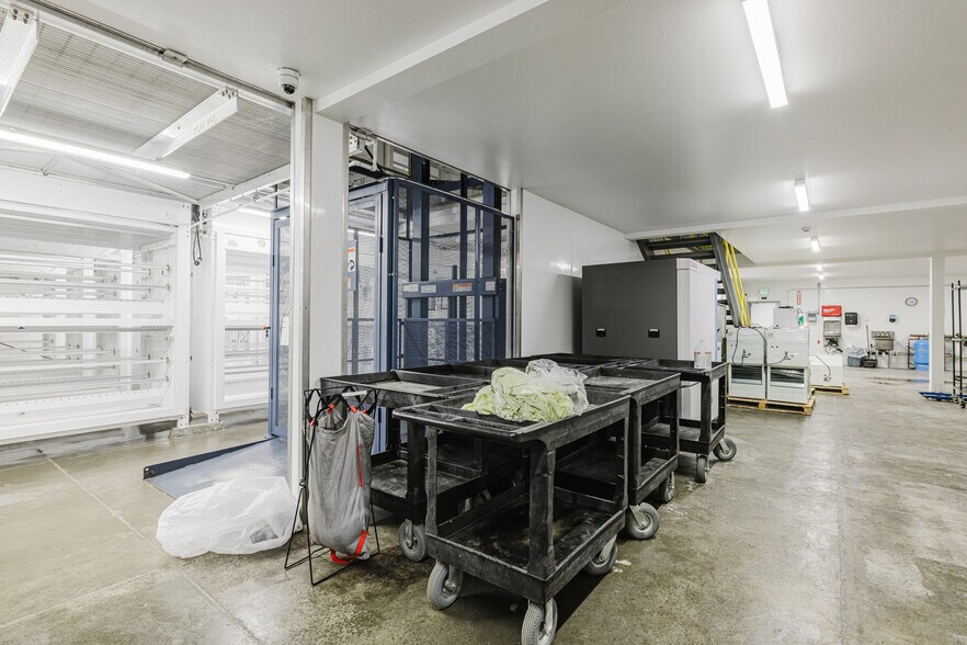 More Photos Of 1120 Hacienda Ranch Rd, Wells Truck Terminal For Lease