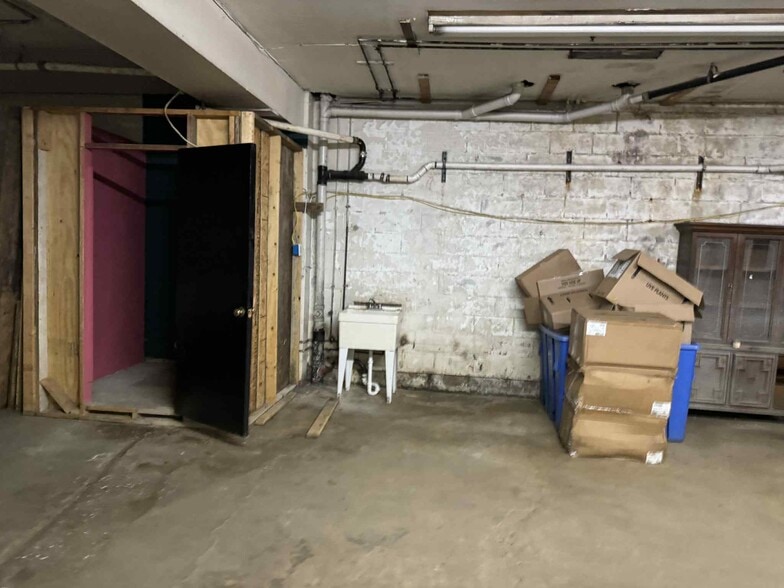 More Photos Of 2544-2546 Library Rd, Pittsburgh Storefront Retail Office For Sale