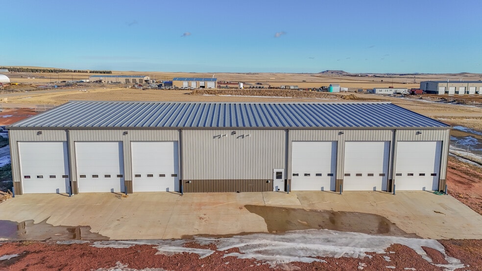 More Photos Of 2981 109th Ave SW, Dickinson Warehouse For Lease
