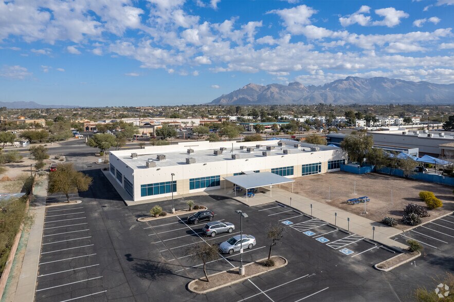 More Photos Of 1455 W River Rd, Tucson Schools For Lease