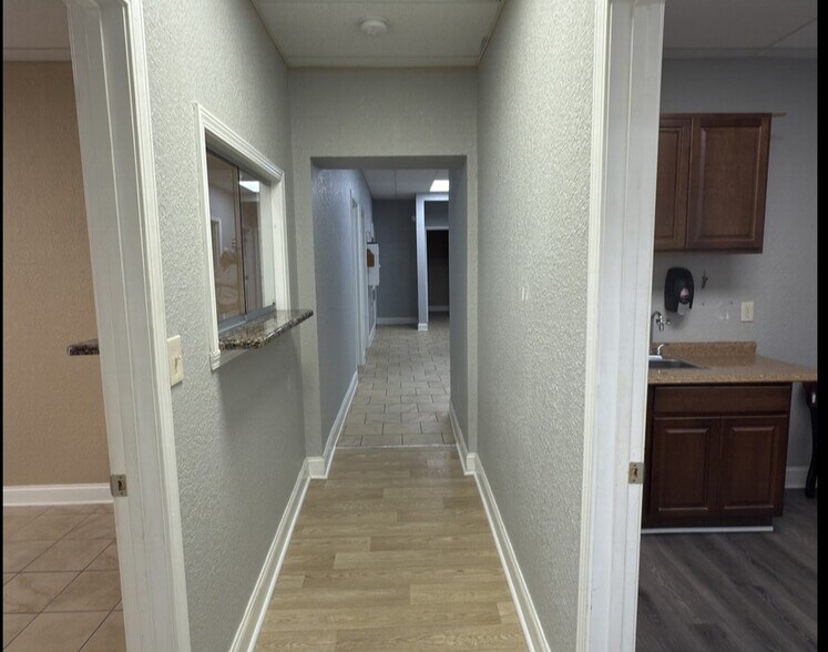 More Photos Of 1030 Wintergap Rd, Oliver Springs Office For Sale