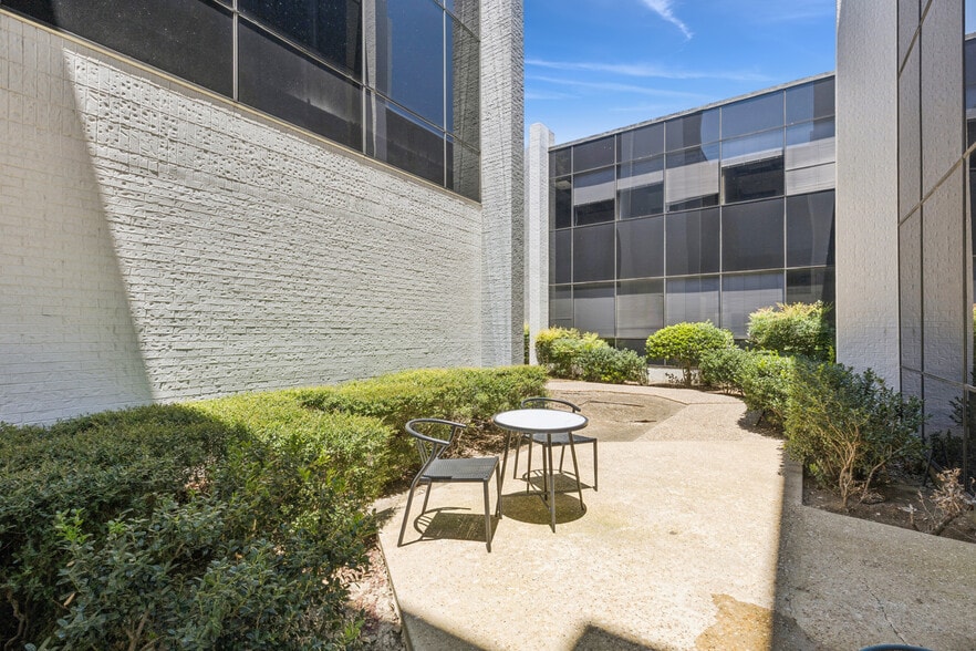 More Photos Of 4320 N Belt Line Rd, Irving Coworking Space