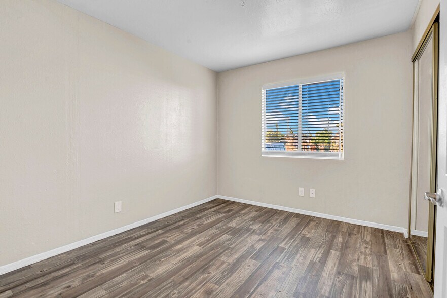 More Photos Of 1253 W Pierce St, Phoenix Multifamily For Sale