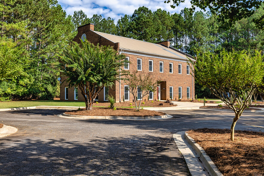 Primary Photo Of 138 Peachtree Ct, Peachtree City Office For Lease