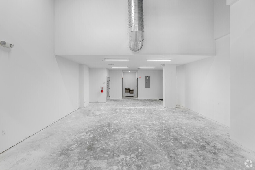 More Photos Of 136 NW 26th St, Miami Apartments For Sale