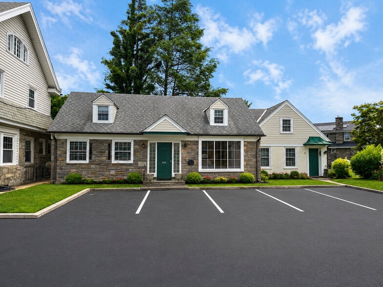 More Photos Of 678 Ferne Blvd, Drexel Hill Office For Sale