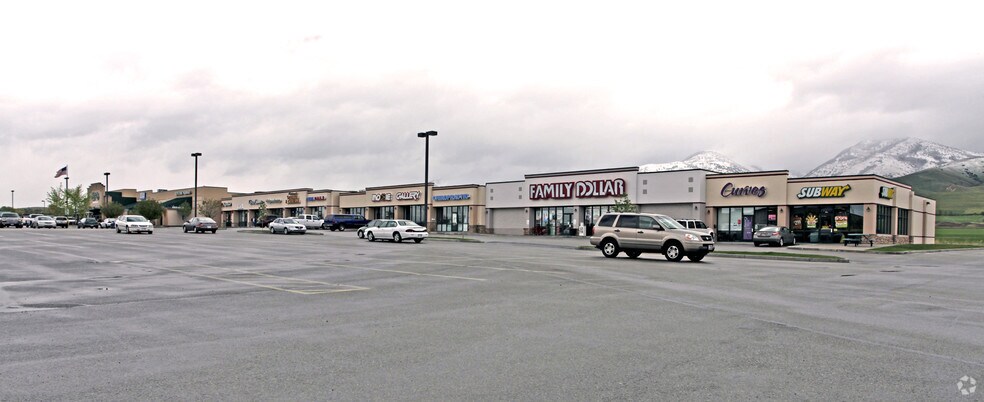 More Photos Of 898 N Main St, Smithfield Unknown For Lease