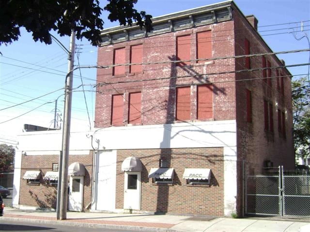 Primary Photo Of 845 E Main St, Bridgeport Restaurant For Sale