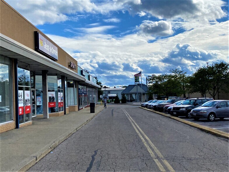 More Photos Of 3950-3964 Linden Ave, Dayton Storefront For Sale