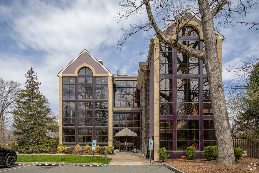 Primary Photo Of 300 Madison Ave, Madison Office For Lease