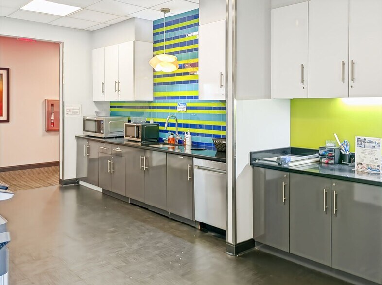 More Photos Of 6750 N Andrews Ave, Fort Lauderdale Coworking Space