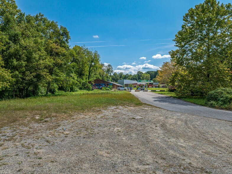 More Photos Of 410 Depot St, Asheville Land For Sale