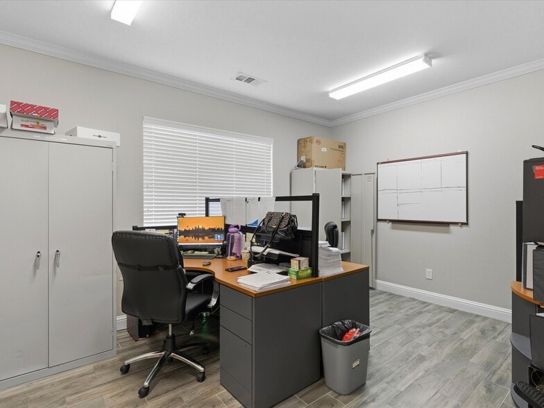 More Photos Of 2840 Keller Springs Rd, Carrollton Medical For Sale