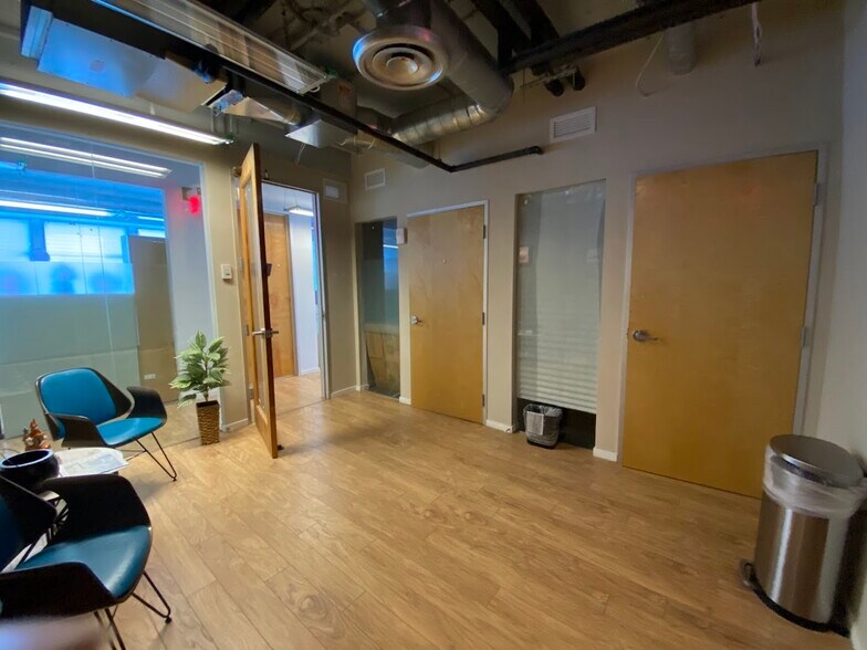 More Photos Of 14 NE 1st Ave, Miami Office For Sale