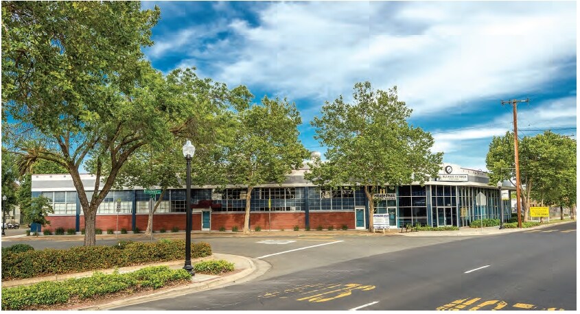 More Photos Of 3301-3307 Broadway, Sacramento Office For Lease