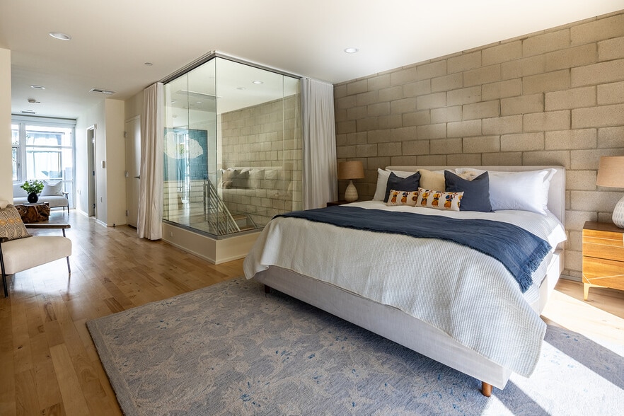 More Photos Of 3450 Cahuenga Blvd W, Los Angeles Office Residential For Lease